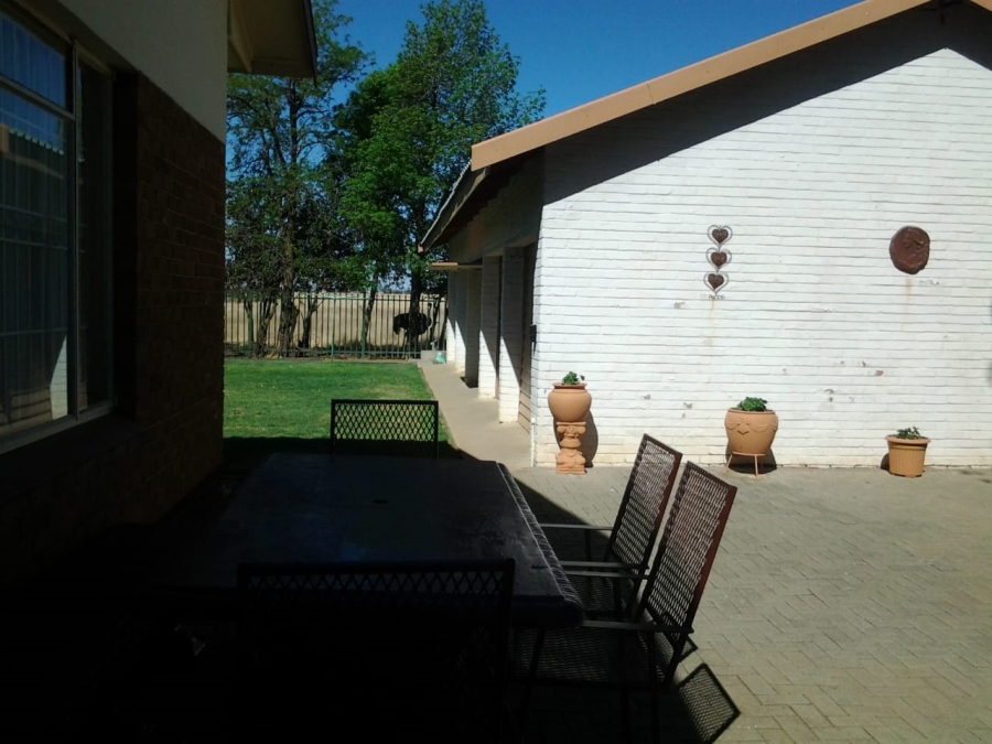  Bedroom Property for Sale in Bloemfontein Rural Free State